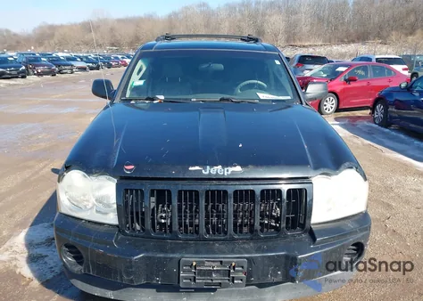 2005 Jeep Grand Cherokee Laredo z USA, uszkodzony, nr VIN 1J4GR48K55C559383